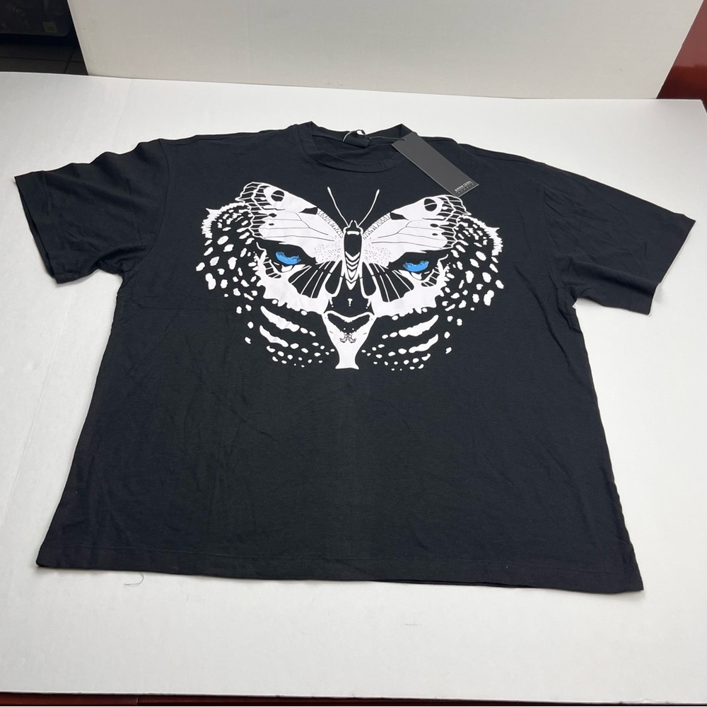 Jonny Cota Women Size Large Black Short Sleeve Shirt Butterfly Leopard Wings NEW